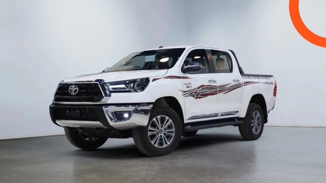 4- 2024 Toyota Hilux