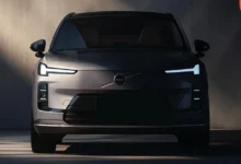 فولفو XC70 2026 تعود بنسخة هجينة قابلة للشحن