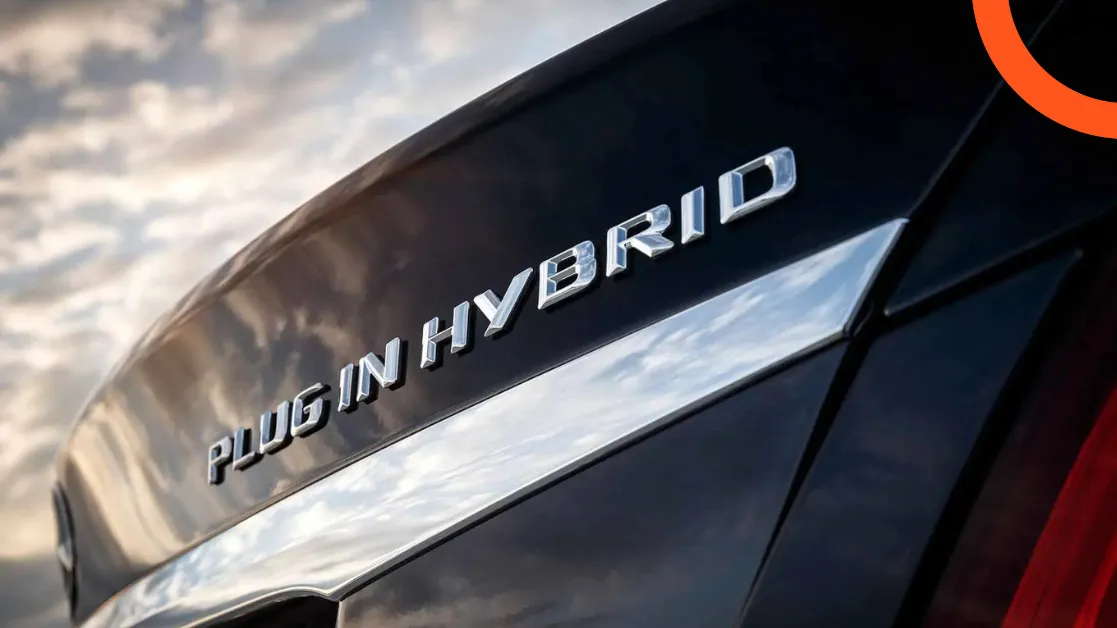 ما هي السيارات الهجينة القابلة للشحن (PHEV)؟