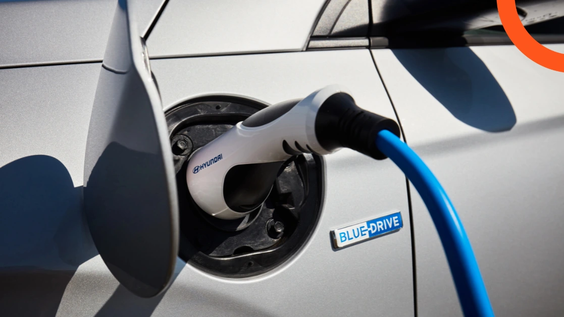 مميزات وعيوب السيارات الهجينة القابلة للشحن (Plug-in Hybrid)