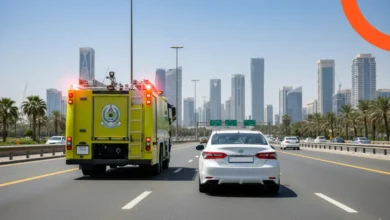 المرور السعودي يحذر من ملاحقة مركبات الطوارئ ويحدد الغرامة المالية
