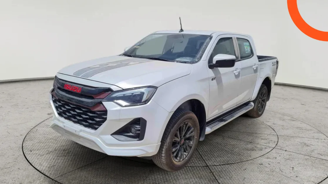 ايسوزو دي ماكس GT 2025