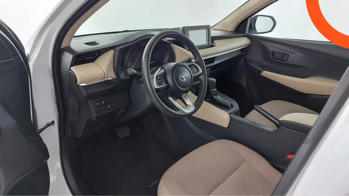 تويوتا يارس 2023