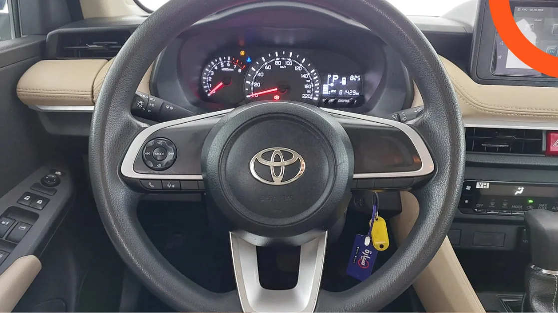 تويوتا يارس 2023