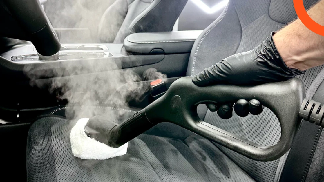 تنظيف مراتب السيارة بالبخار