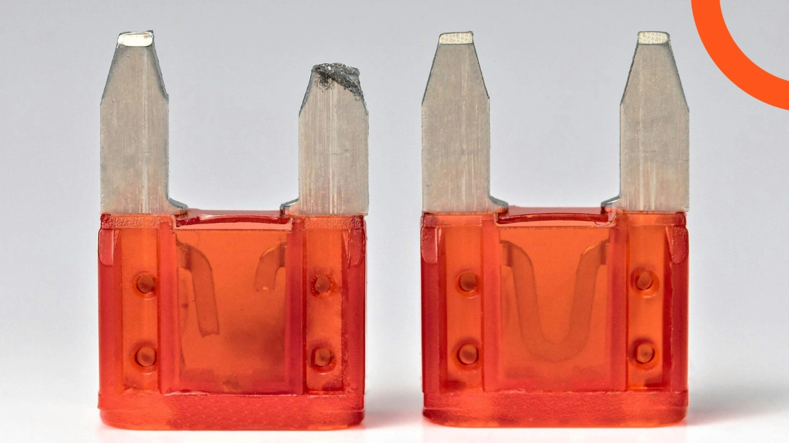 فيوز السيارة