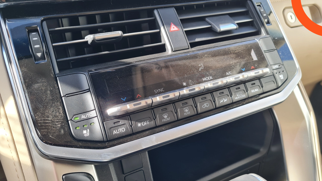 مواصفات السيارات 