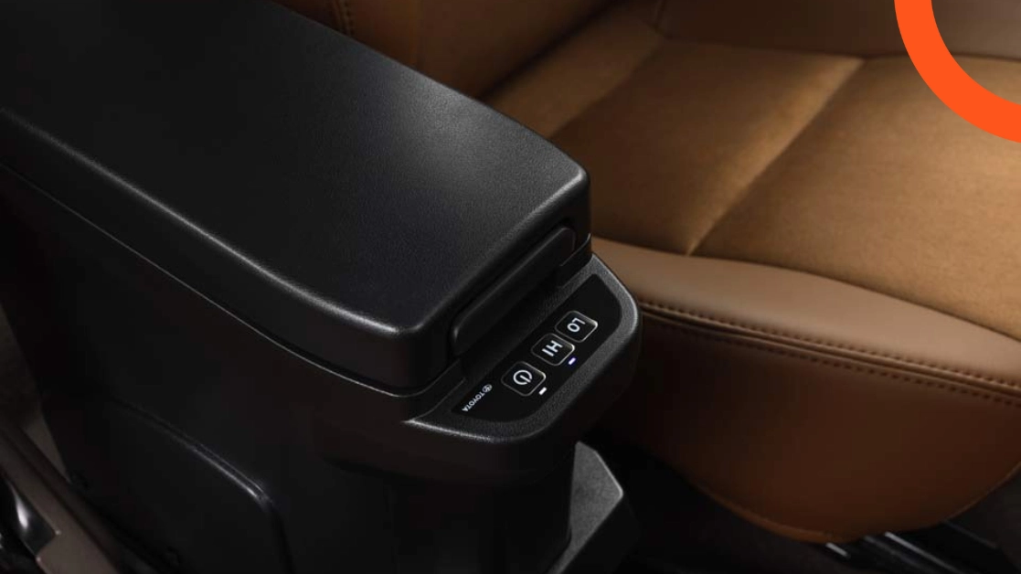 تويوتا لاند كروزر بيك اب 2025