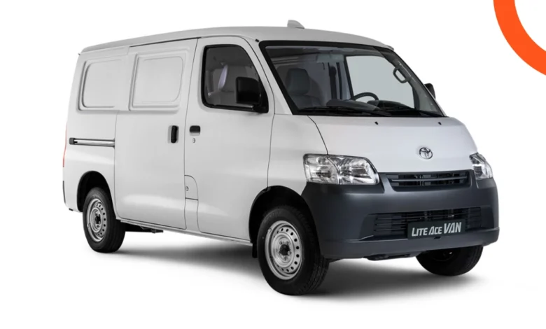 تويوتا لايت ايس فان 2025