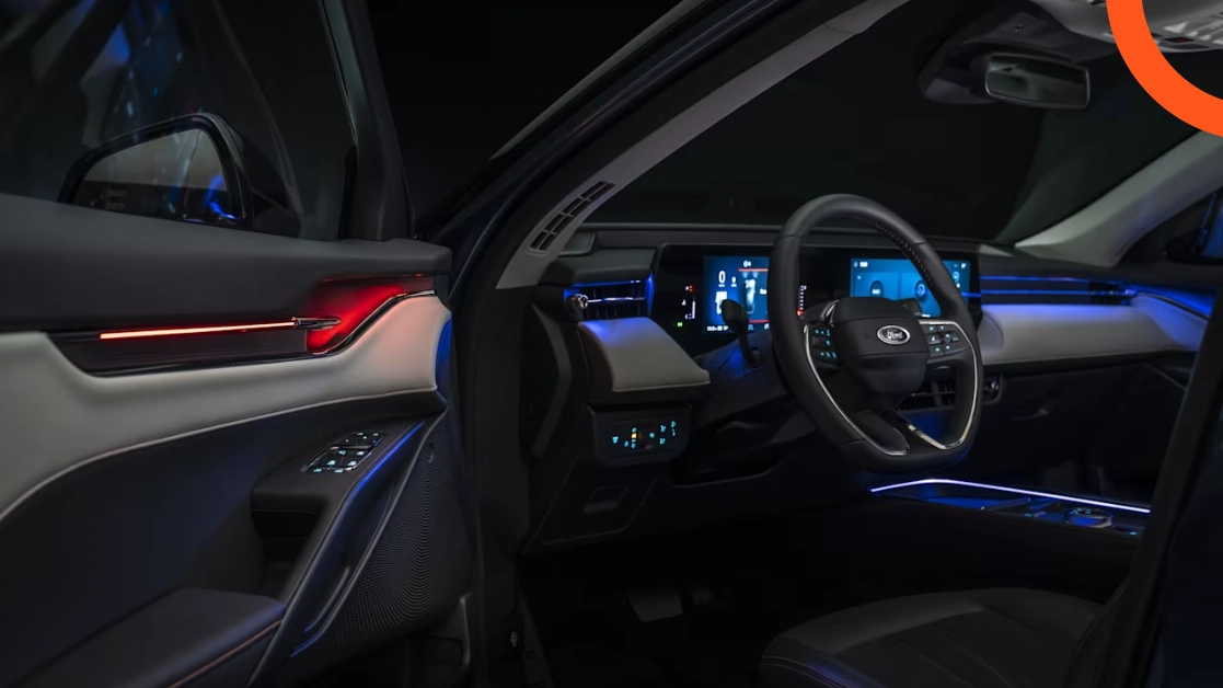 داخلية فورد تورس 2026