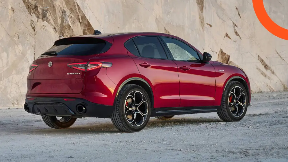 الفا روميو ستيلفيو 2026