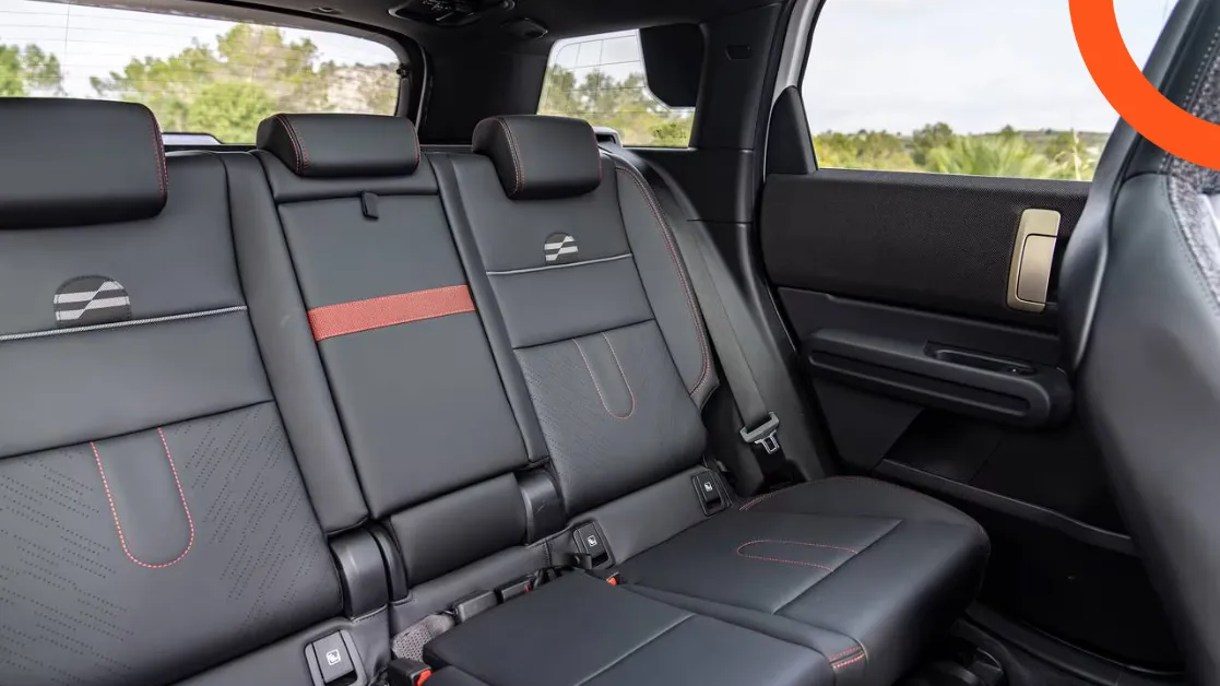 ميني كونتري مان 2026