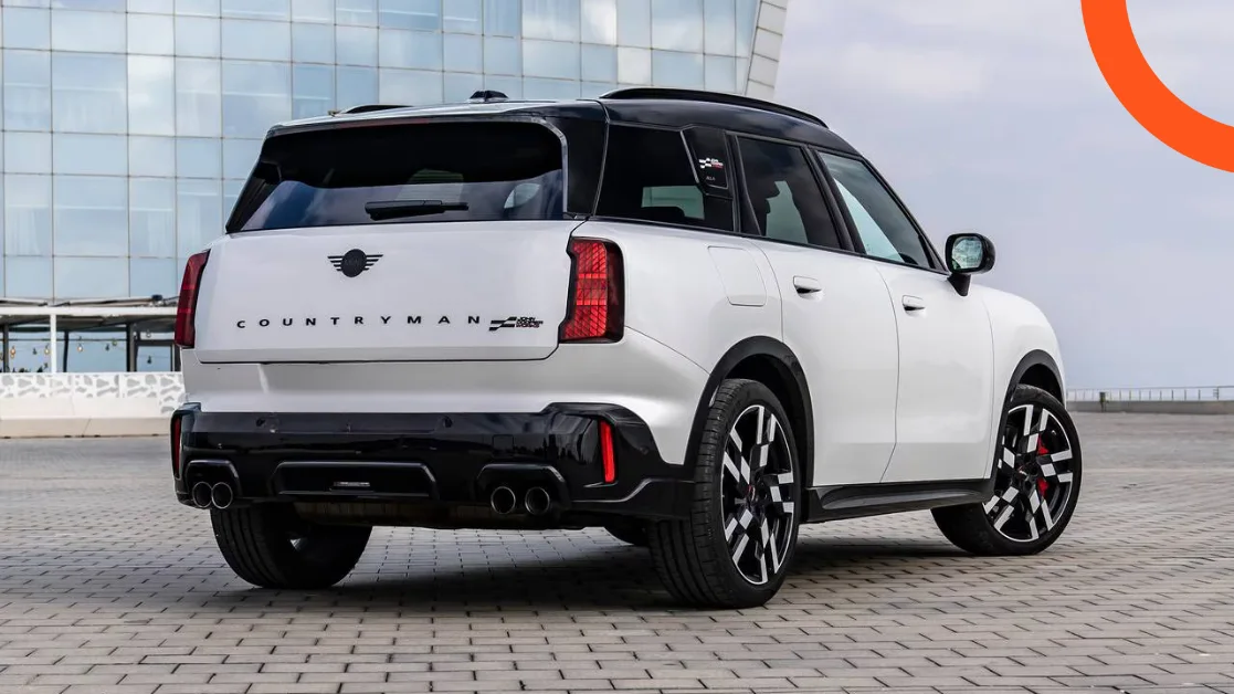 ميني كونتري مان 2026