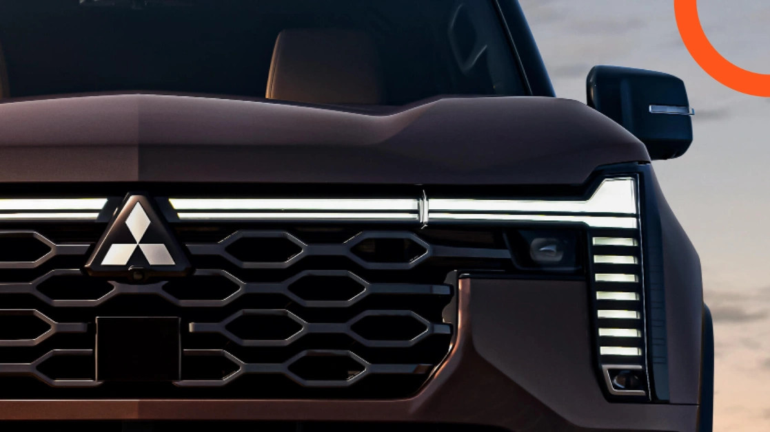 Mitsubishi Pajero 2027