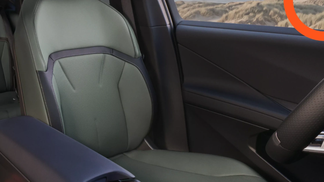 BMW iX4 2027 interior