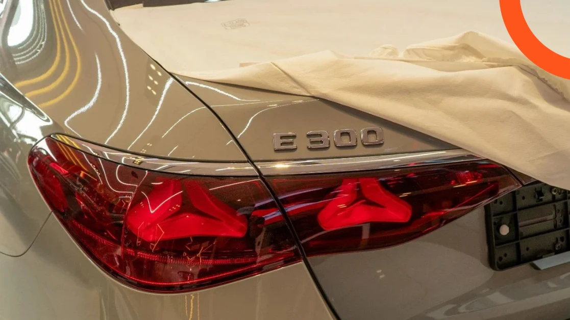 مرسيدس E300 2025