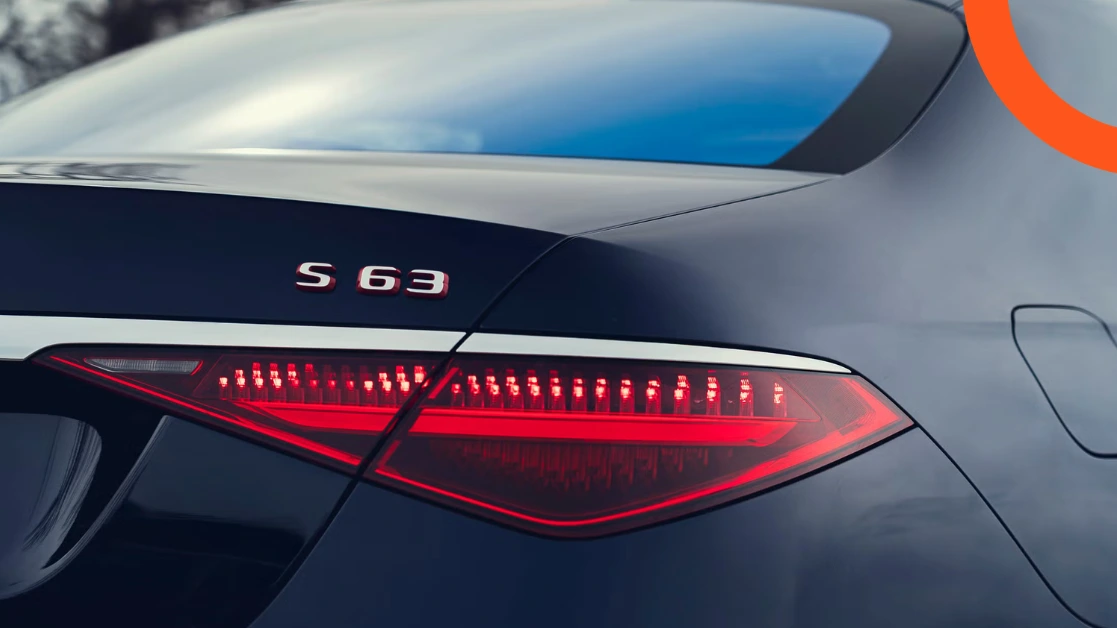مرسيدس AMG S63 2026