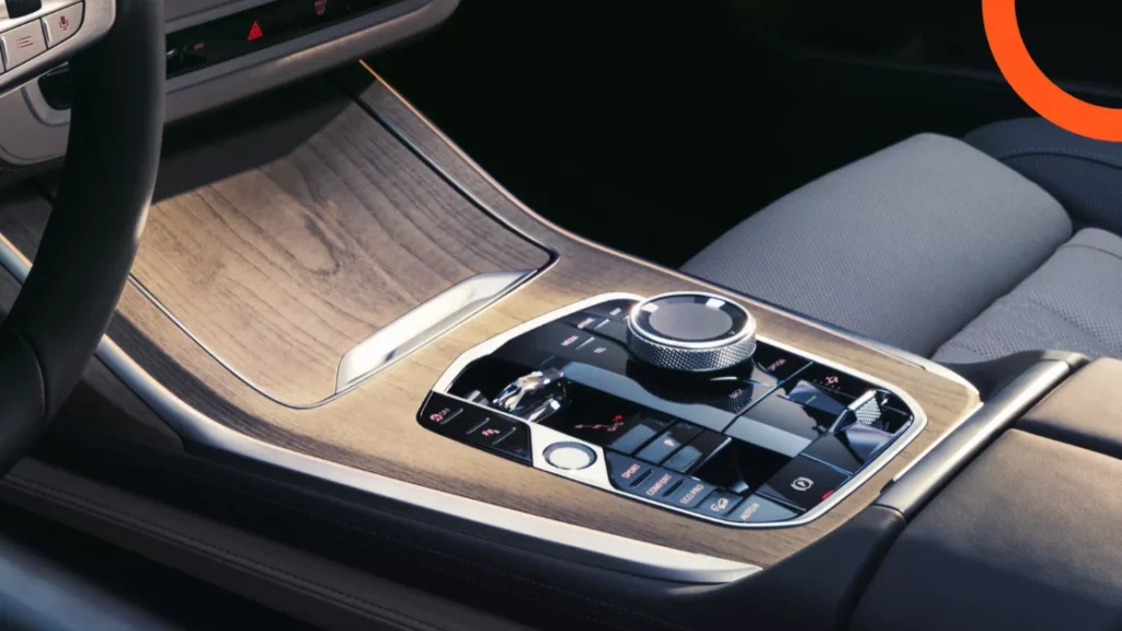 2027 BMW X7
