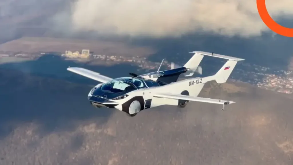 كلاين Vision AirCar: سيارة تتحول إلى طائرة بأجنحة ثابتة مقارنة سريعة بين السيارات الطائرة في العالم: رودستر، ألِف، وغيرها